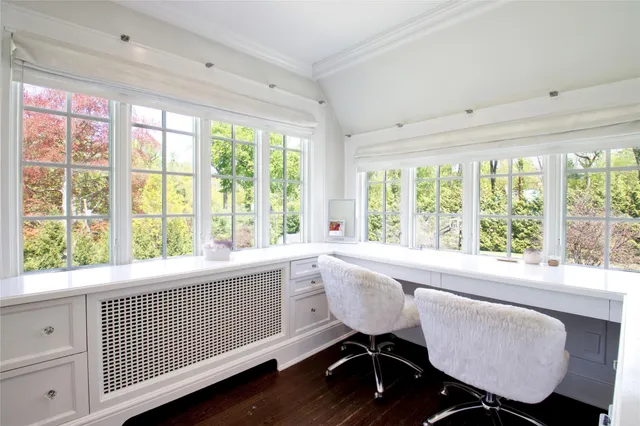 $5,498,000 | 30 Bonnie Heights Road, Manhasset, NY 11030