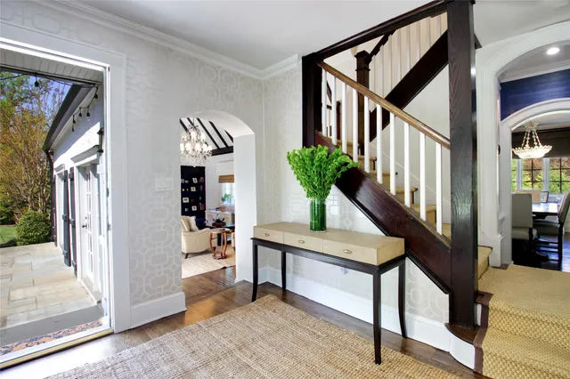 $5,498,000 | 30 Bonnie Heights Road, Manhasset, NY 11030