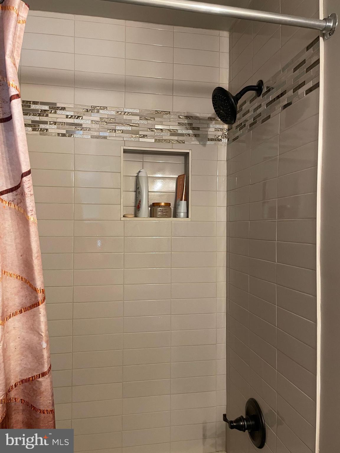 6106 Modupeola Way Capitol Heights, MD 20743 - Photo 20 of 32 2nd Full Bathroom