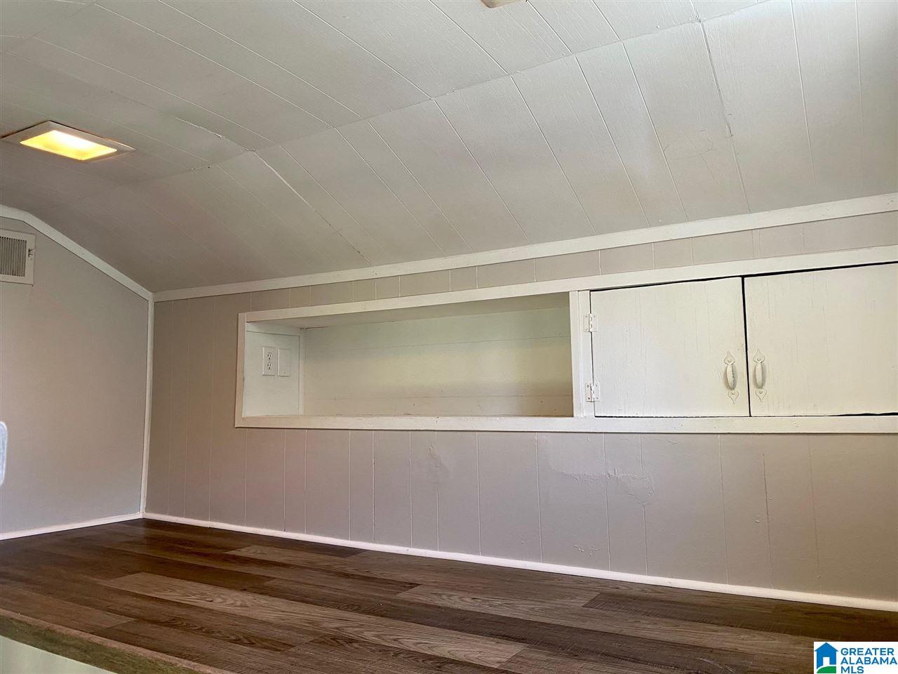528 Lovett Street Midfield, AL 35228 - Photo 20 of 33