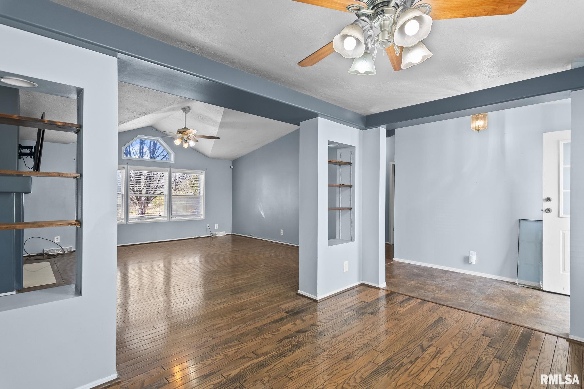 2265 Jostes Road Rochester, IL 62563 - Photo 12 of 53