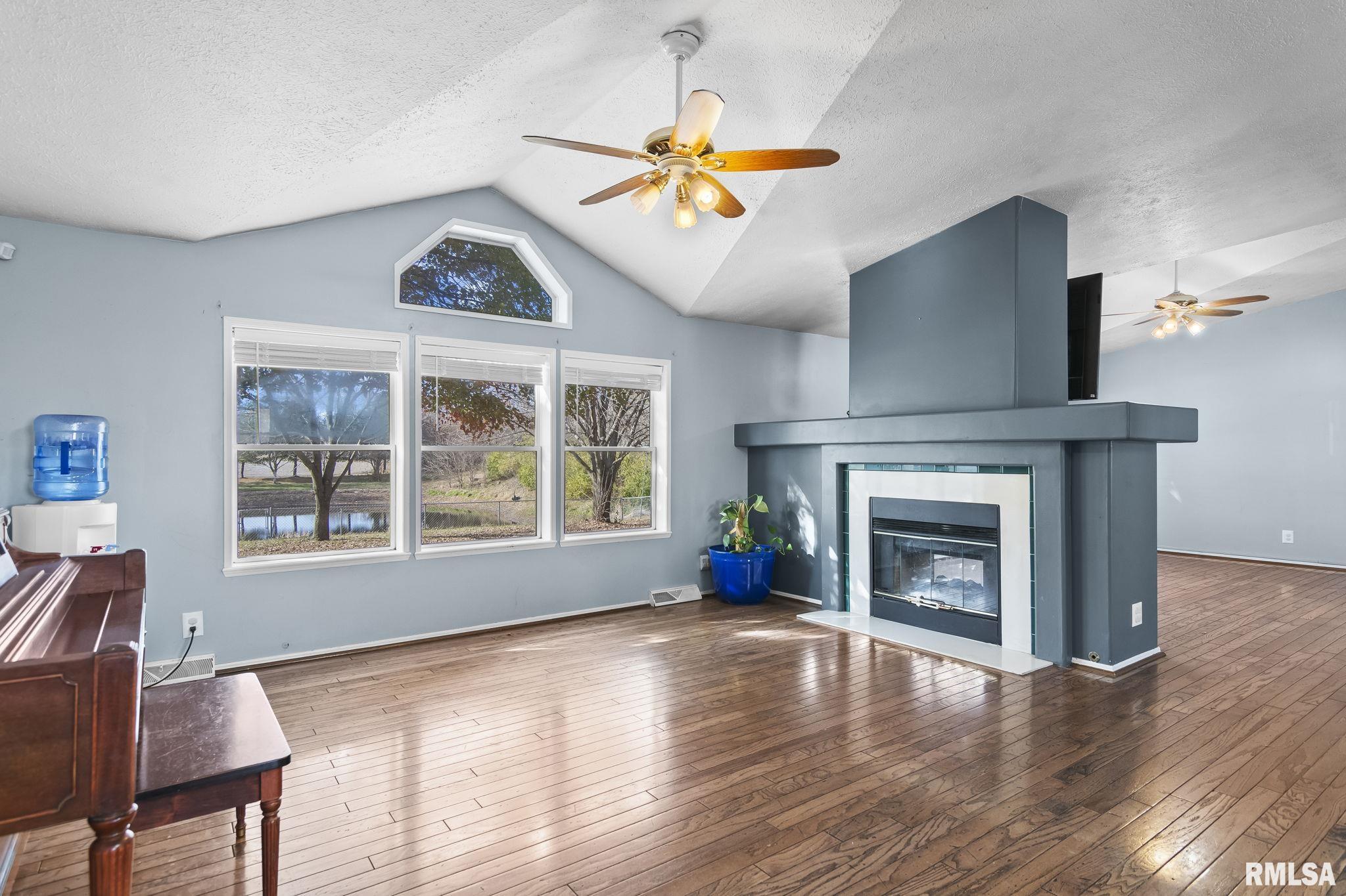 2265 Jostes Road Rochester, IL 62563 - Photo 19 of 53