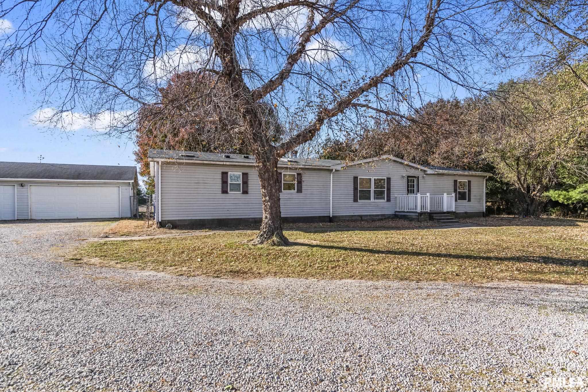 2265 Jostes Road Rochester, IL 62563 - Photo 3 of 53