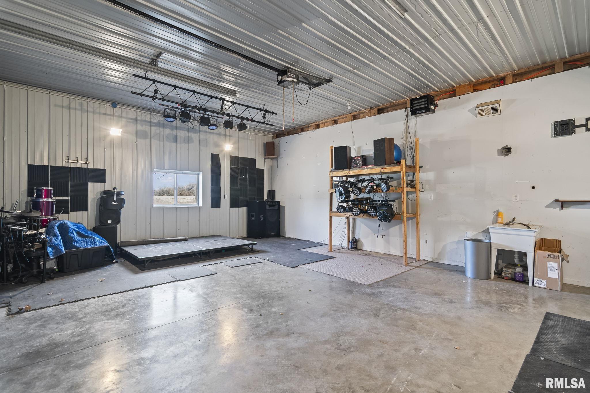 2265 Jostes Road Rochester, IL 62563 - Photo 37 of 53