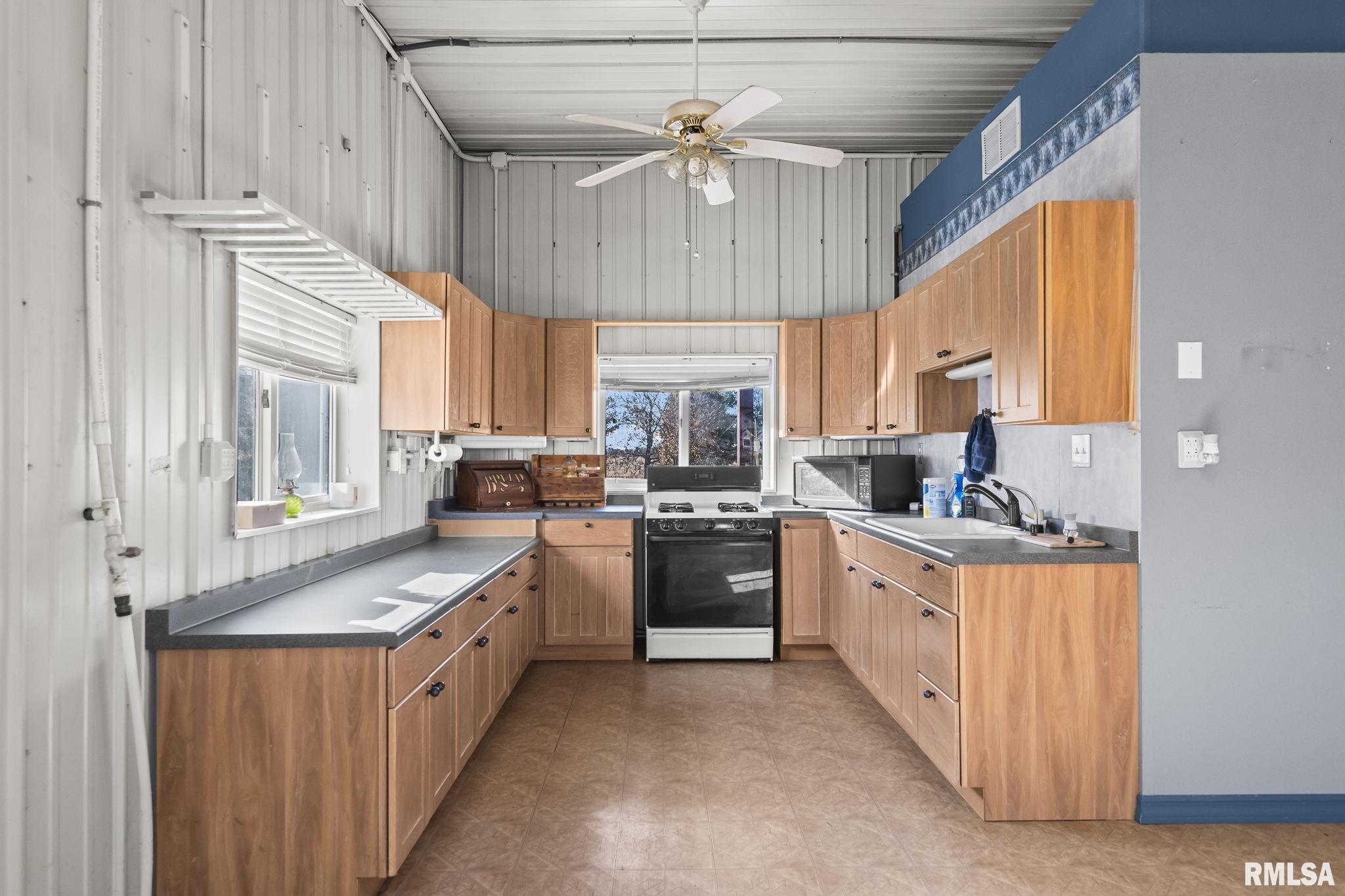 2265 Jostes Road Rochester, IL 62563 - Photo 42 of 53