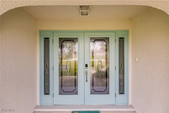 $7,500 | 1424 Windsor Court, Cape Coral, FL 33904