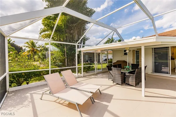 a view of outdoor space yard and patio