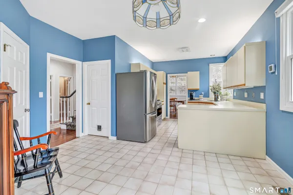 $579,000 | 11 Greystone, Unit 11, Shelton, CT 06484