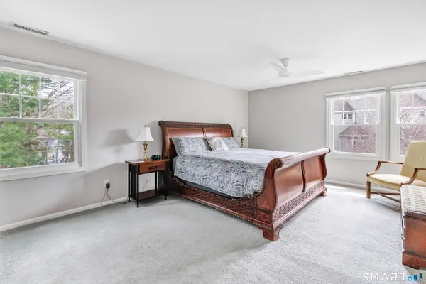$579,000 | 11 Greystone, Unit 11, Shelton, CT 06484