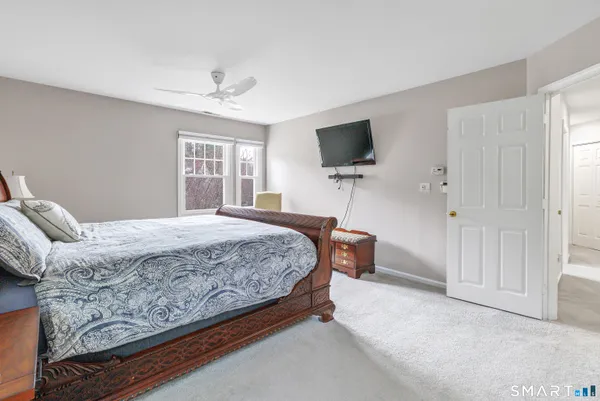 $579,000 | 11 Greystone, Unit 11, Shelton, CT 06484