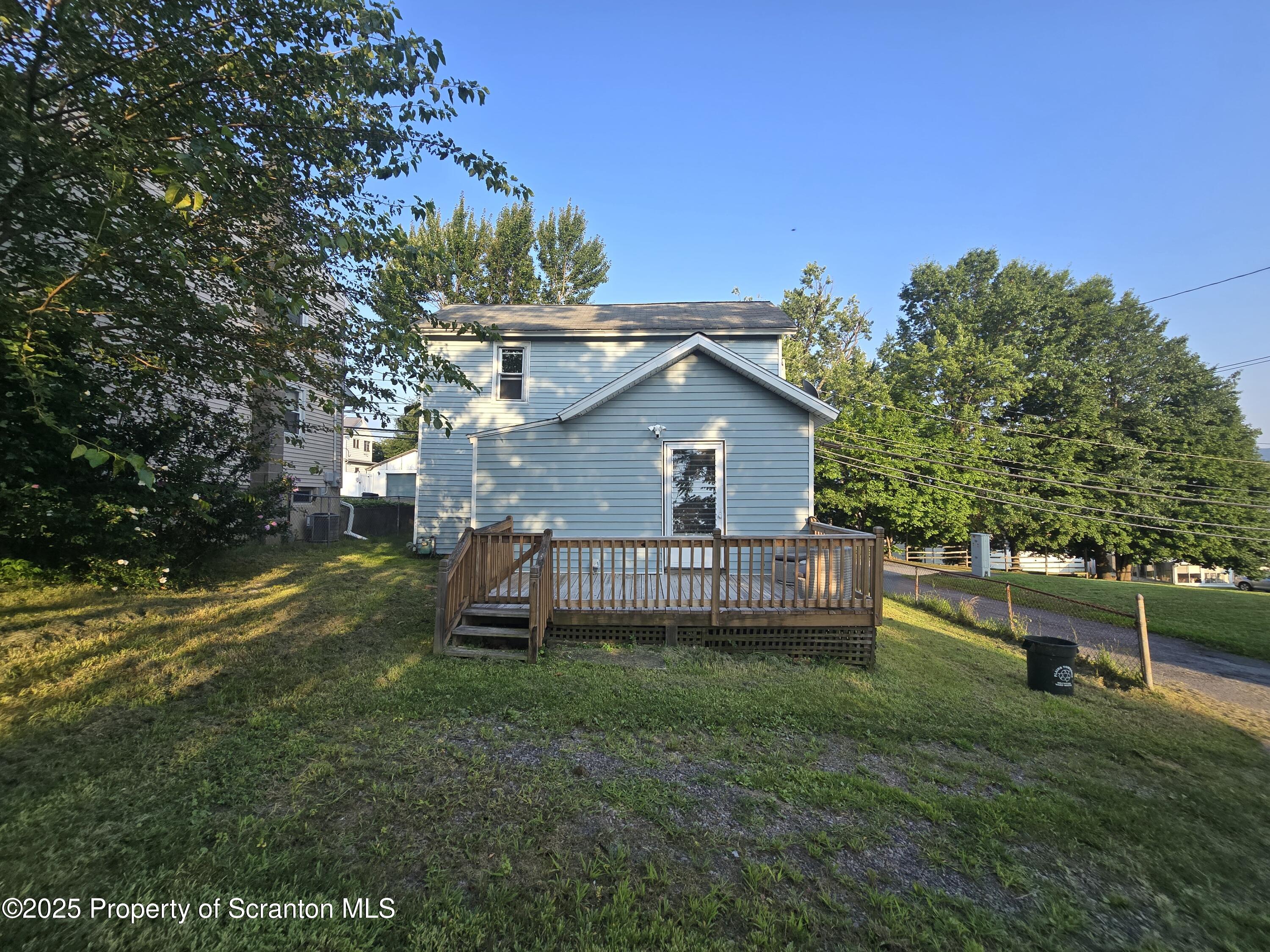 24 Delaware Street Plains, PA 18705 - Photo 10 of 28 20250803_184656