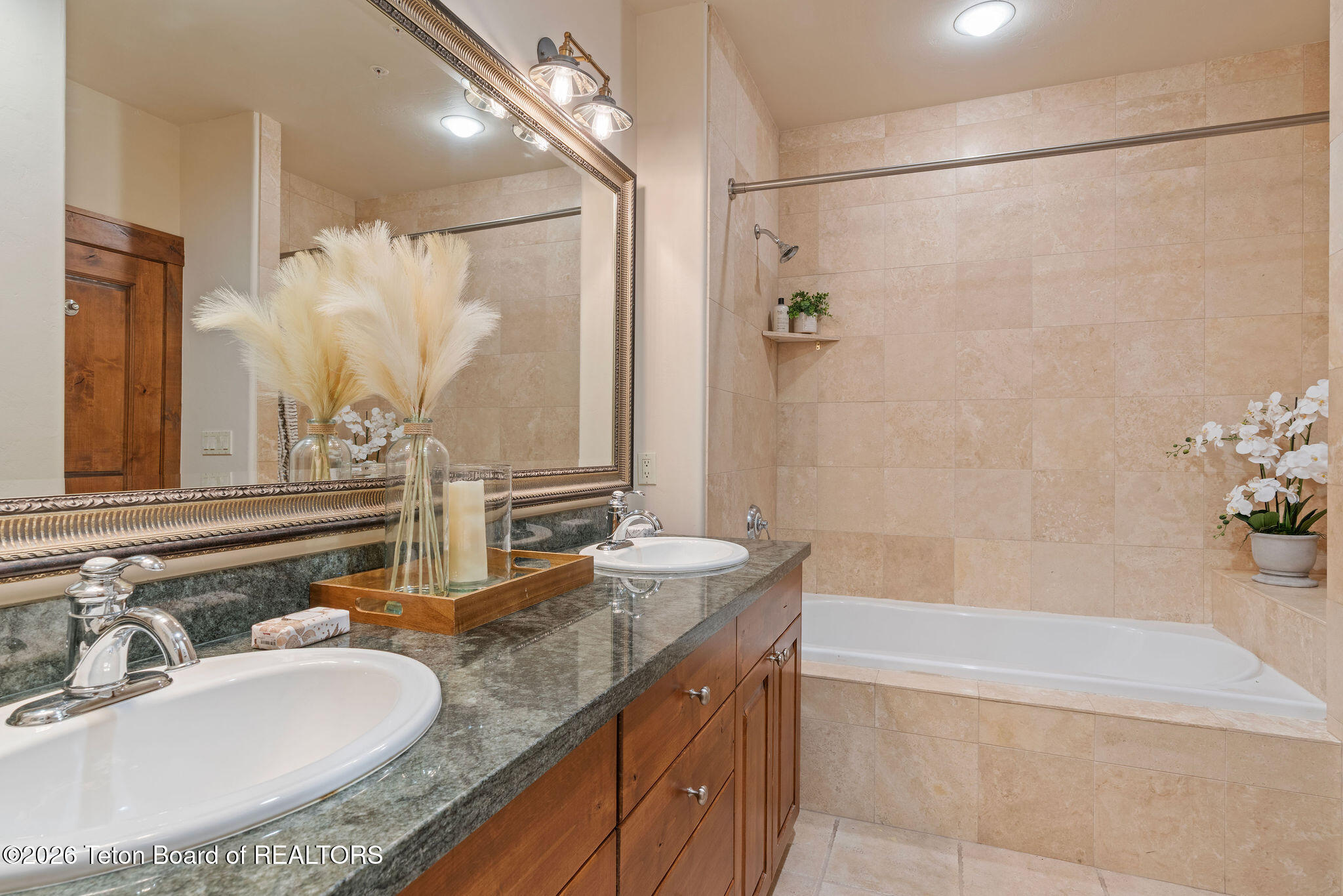536 Snow King Loop Road, Unit 3630 Jackson, WY 83001 - Photo 12 of 42 Bathroom for Bedroom 2