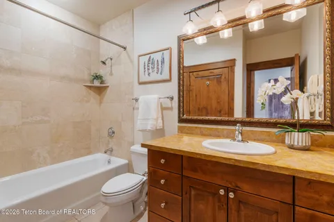 $3,250,000 | 536 Snow King Loop Road, Unit 3630, Jackson, WY 83001