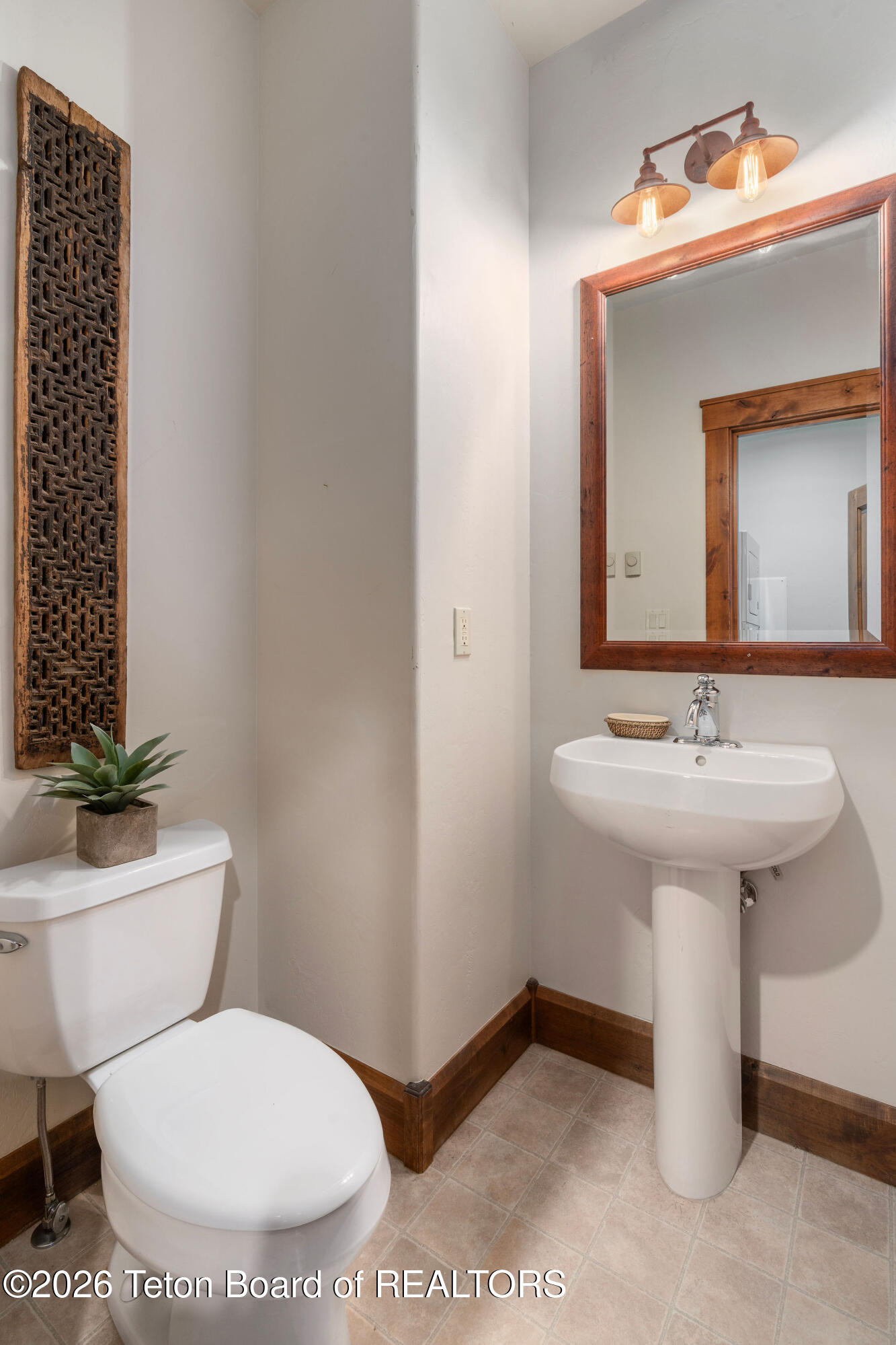 536 Snow King Loop Road, Unit 3630 Jackson, WY 83001 - Photo 34 of 42 Powder room