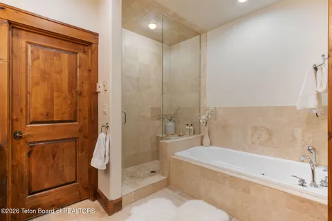 $3,250,000 | 536 Snow King Loop Road, Unit 3630, Jackson, WY 83001