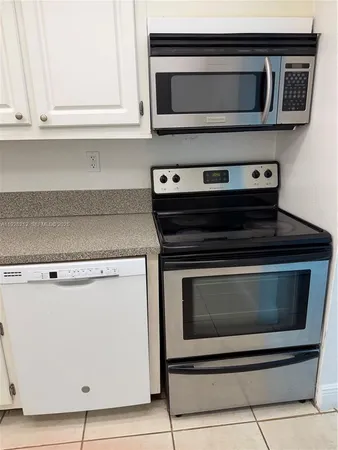 $1,750 | 1805 Sans Souci Boulevard, Unit 514, North Miami, FL 33181