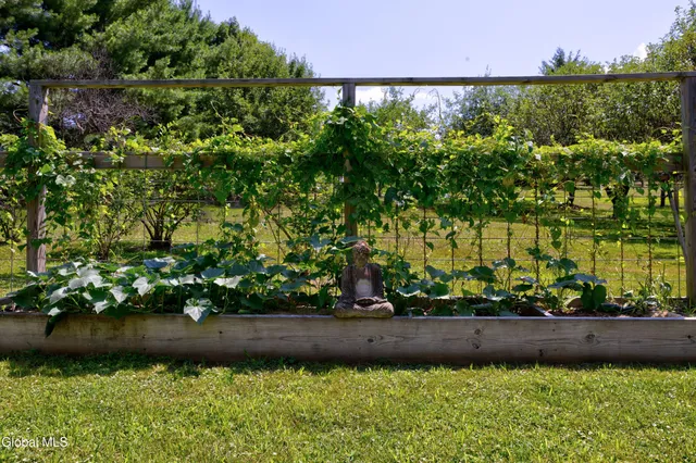 $1,150,000 | 250 Bashford Road, Chatham, NY 12184