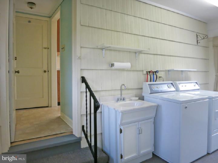 252 Pennington Harbourton Road Pennington, NJ 08534 - Photo 11 of 21 Laundry Room