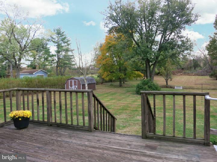 252 Pennington Harbourton Road Pennington, NJ 08534 - Photo 12 of 21 Deck