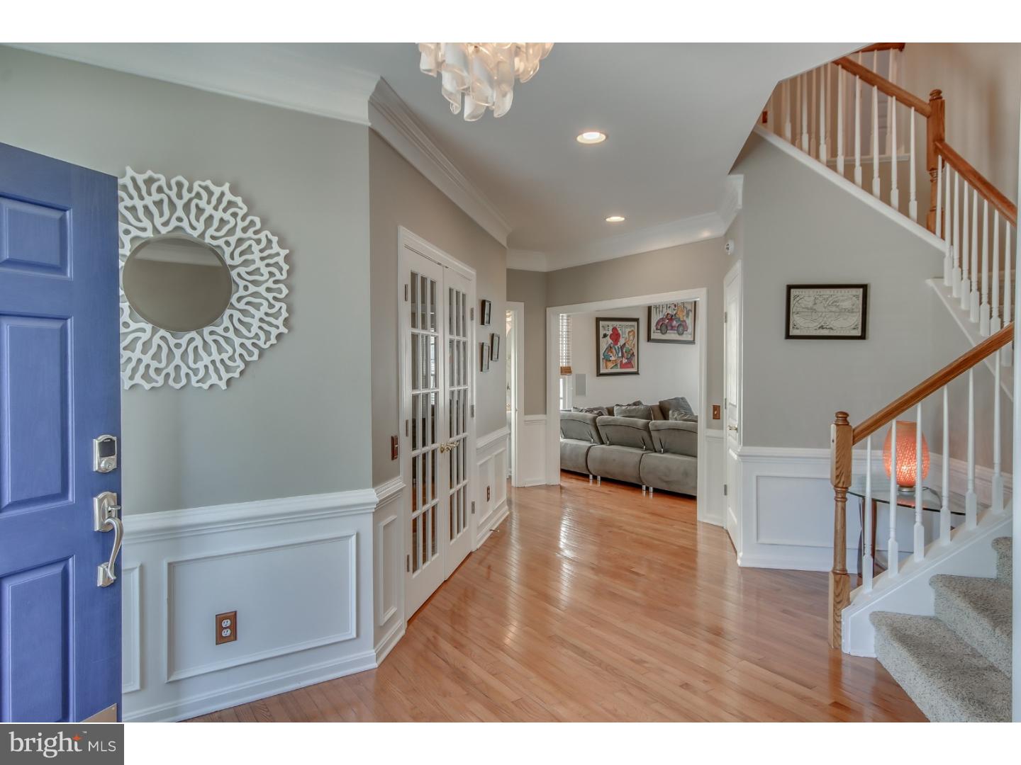 1625 Silver Birch Road Huntingdon Valley, PA 19006 - Photo 3 of 24 Foyer