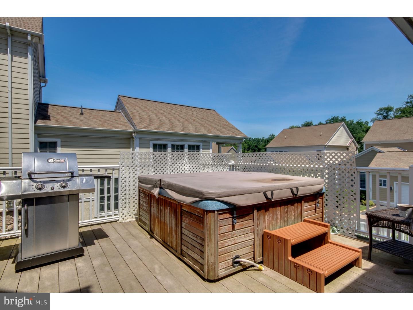 1625 Silver Birch Road Huntingdon Valley, PA 19006 - Photo 22 of 24 Deck