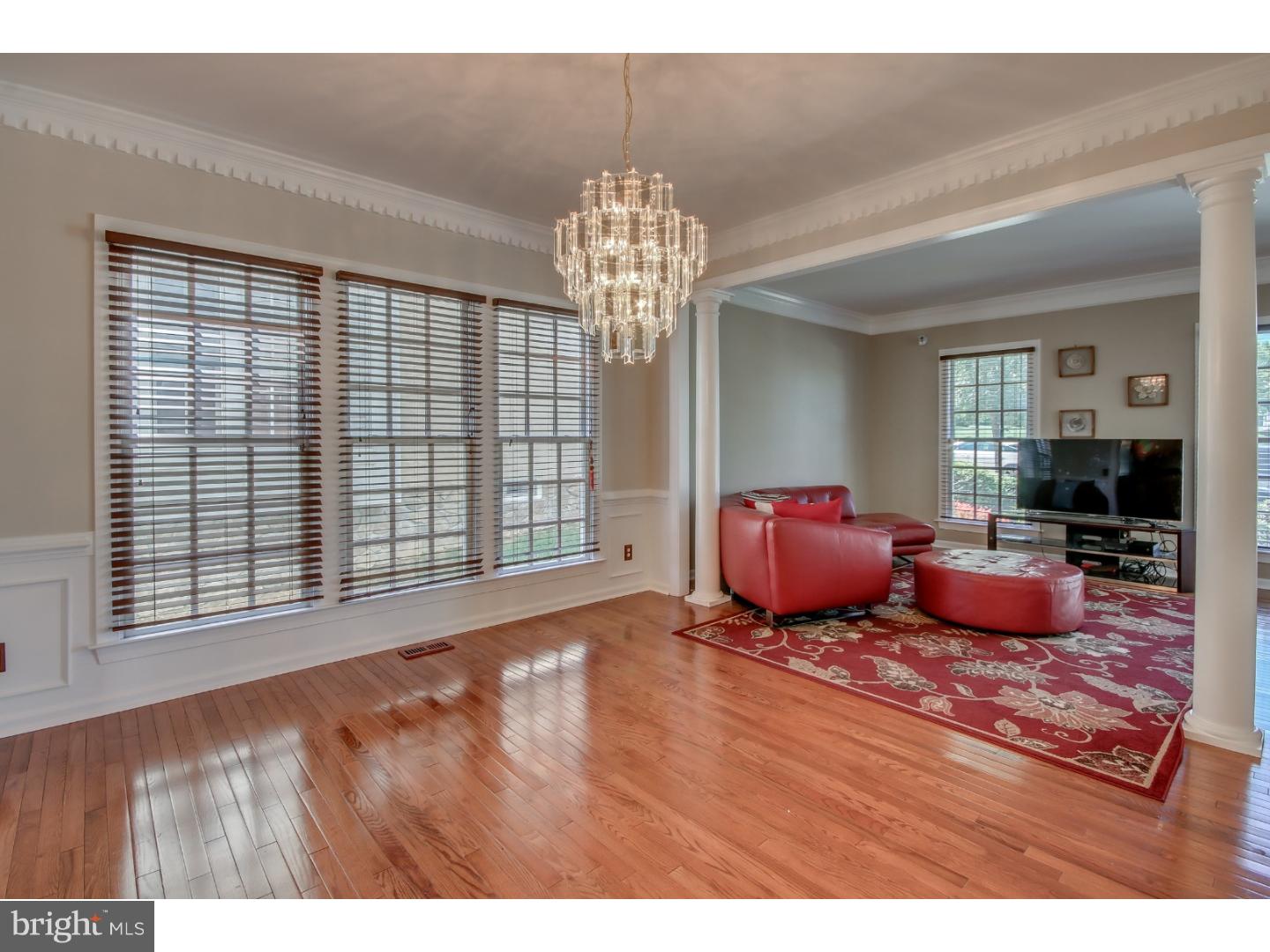 1625 Silver Birch Road Huntingdon Valley, PA 19006 - Photo 5 of 24 Dining Room