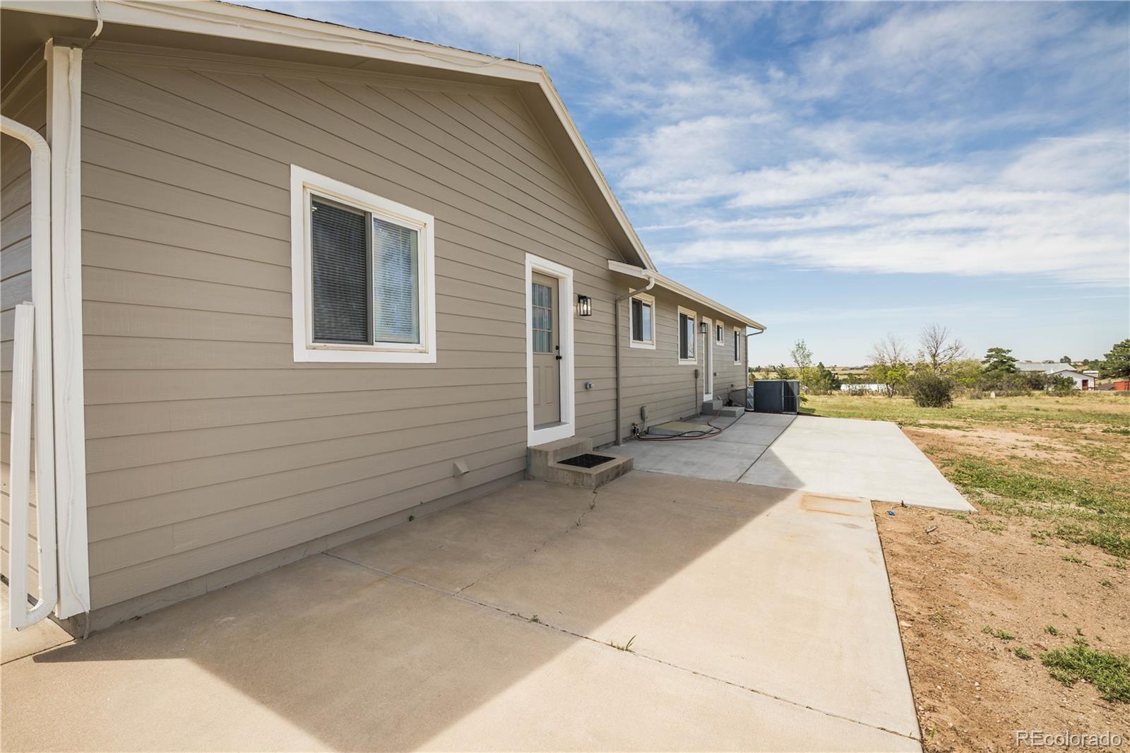 45922 Summit Road Parker, CO 80138 - Photo 31 of 48