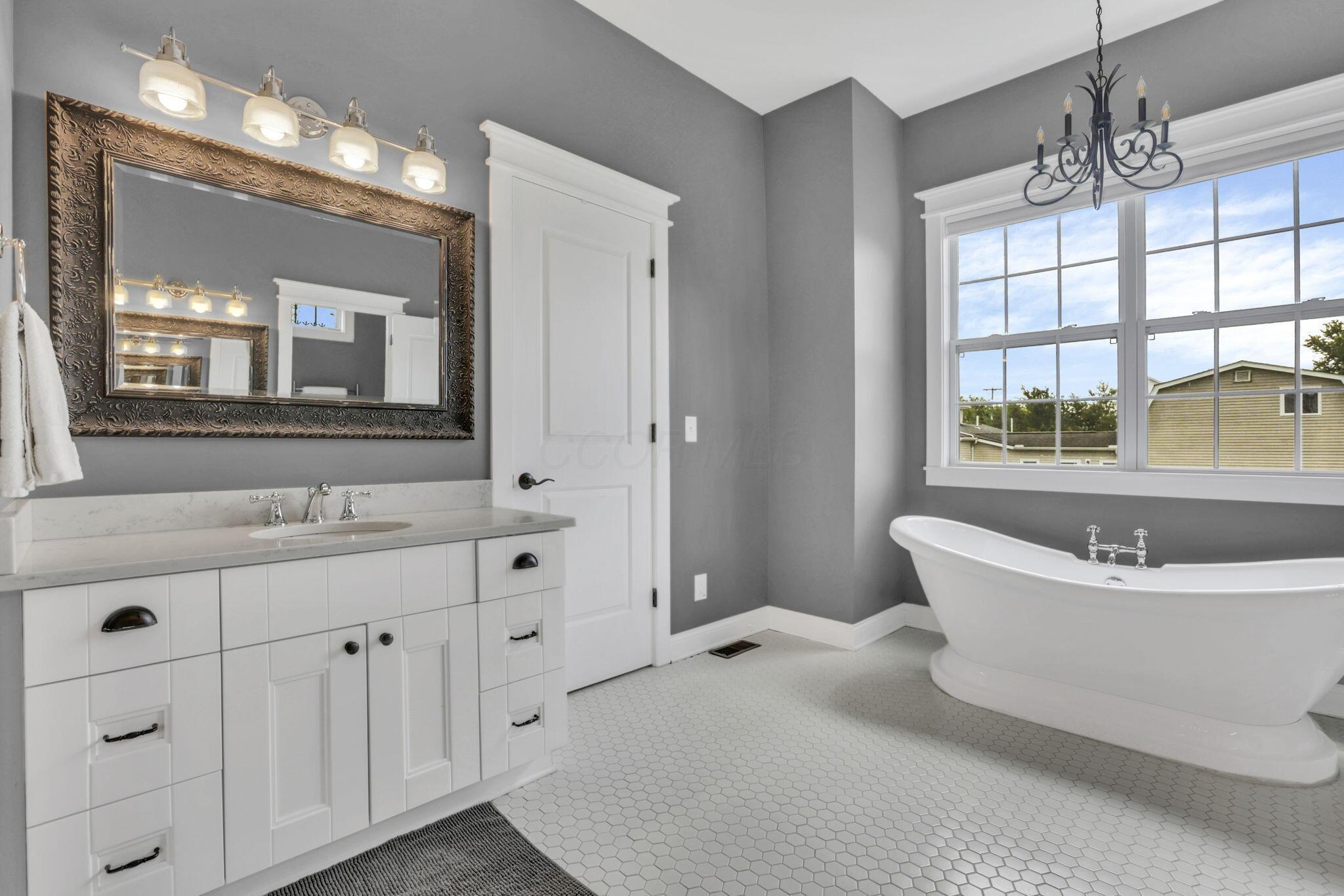 8578 Liberty Road North Powell, OH 43065 - Photo 22 of 58