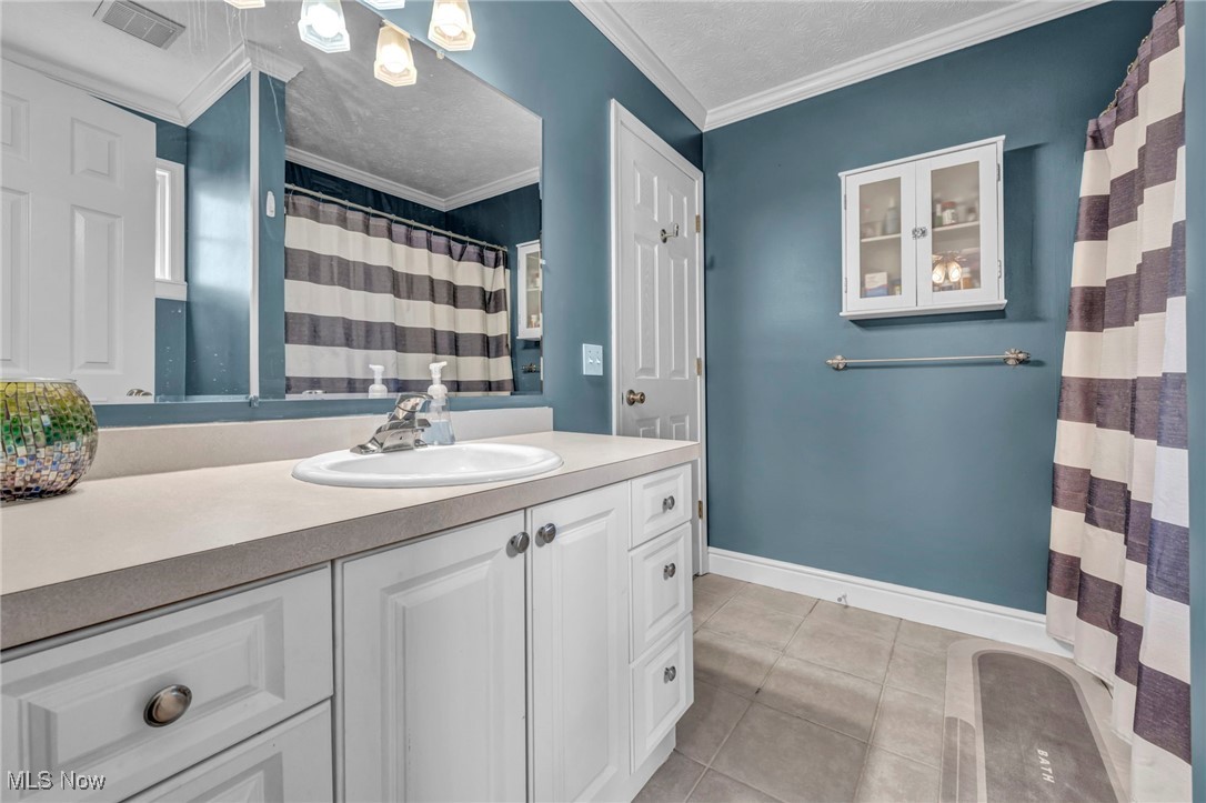 3250 McMackin Road Madison, OH 44057 - Photo 15 of 30 Gallery Image 15