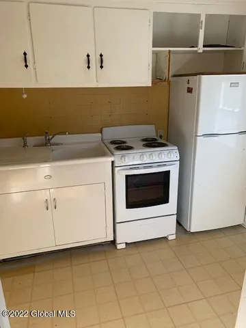 $800 | 182 Kingsley Road, Unit SUITE 2, Ballston, NY 12027