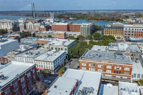 $625,000 | 110 Barnard Street, Savannah, GA 31401