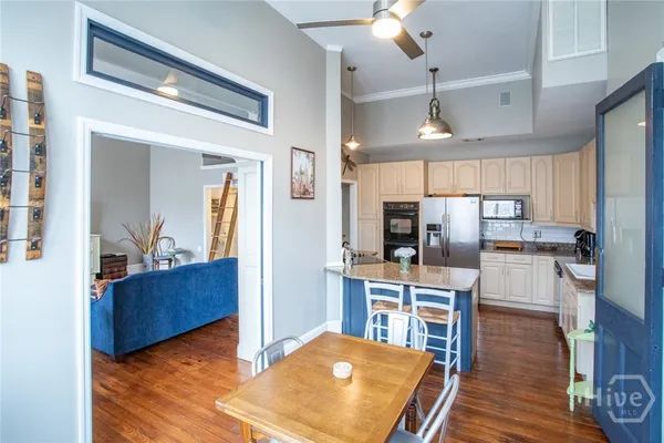 $625,000 | 110 Barnard Street, Savannah, GA 31401