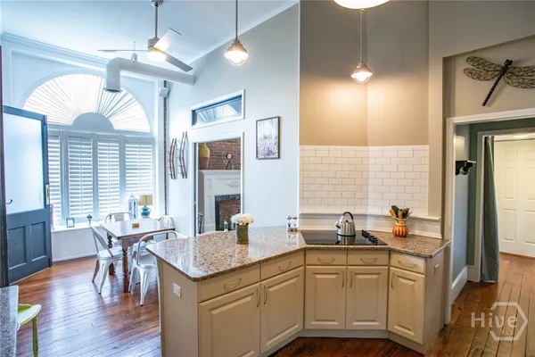 $625,000 | 110 Barnard Street, Savannah, GA 31401