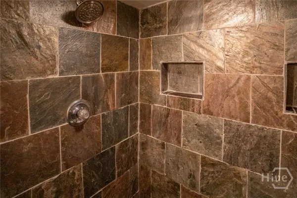 $625,000 | 110 Barnard Street, Savannah, GA 31401