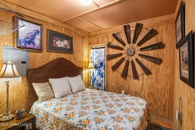 $830,000 | 15804 Peapatch Road, Biloxi, MS 39532