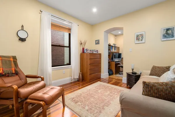 $1,250,000 | 49 Winchester Street, Unit 2, Brookline, MA 02446