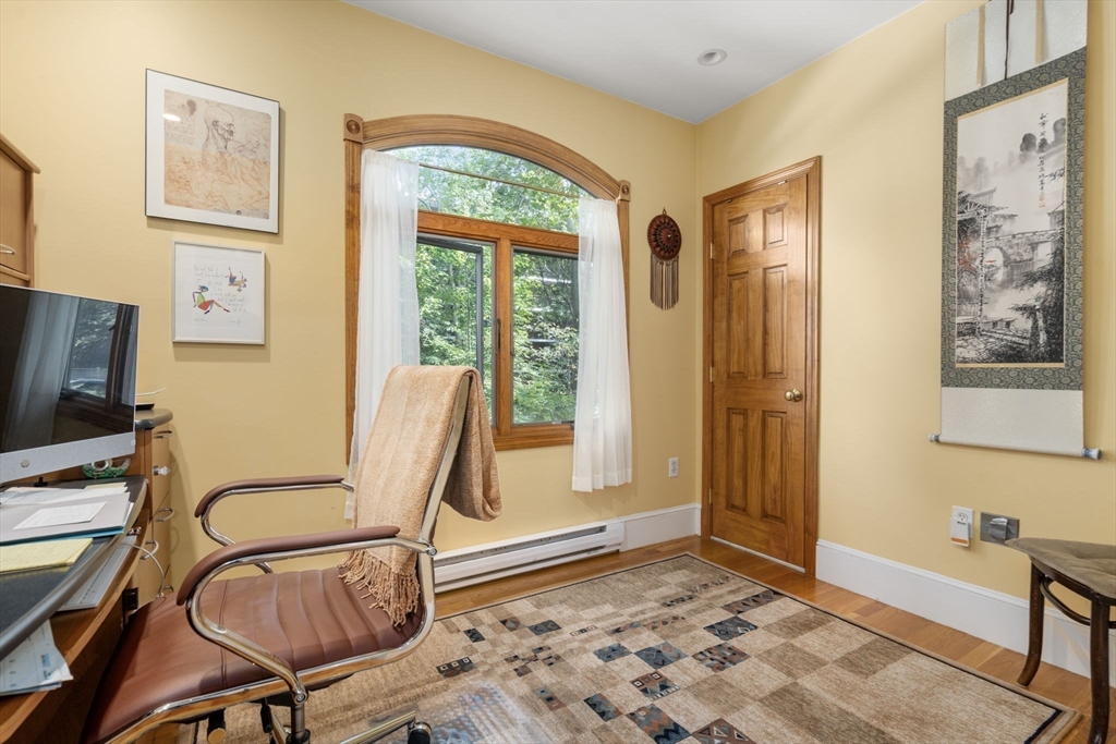 49 Winchester Street, Unit 2 Brookline, MA 02446 - Photo 12 of 16