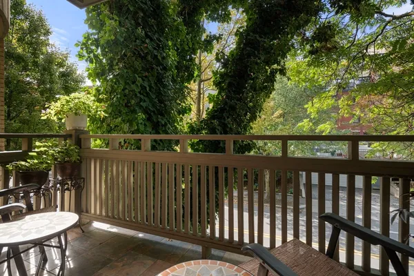 $1,250,000 | 49 Winchester Street, Unit 2, Brookline, MA 02446