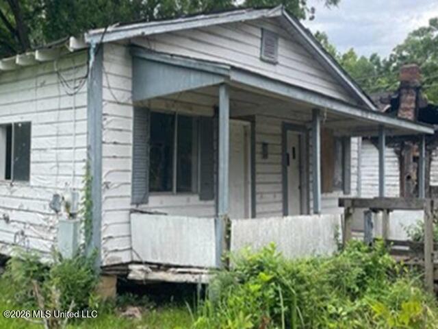 1717 9th Avenue Meridian, MS 39301 - Photo 2 of 4 2