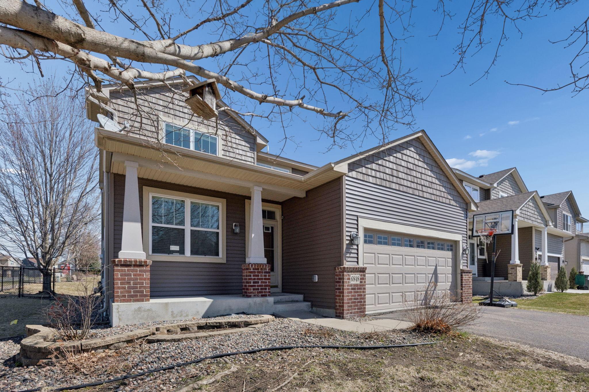 6848 Troy Lane North Maple Grove, MN 55311 - Photo 3 of 50