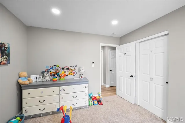 $290,000 | 549 Rancho Lane, Florissant, MO 63031