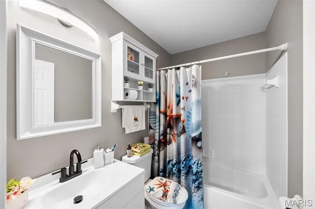 $290,000 | 549 Rancho Lane, Florissant, MO 63031