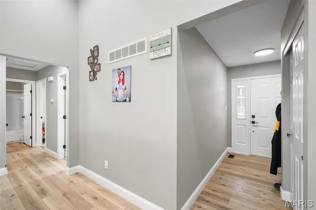 $290,000 | 549 Rancho Lane, Florissant, MO 63031