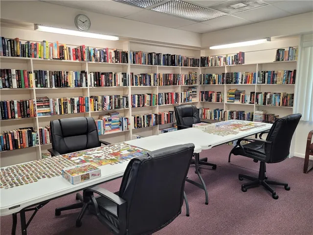 $150,000 | 15 Vista Gdns Trail, Unit 206, Vero Beach, FL 32962