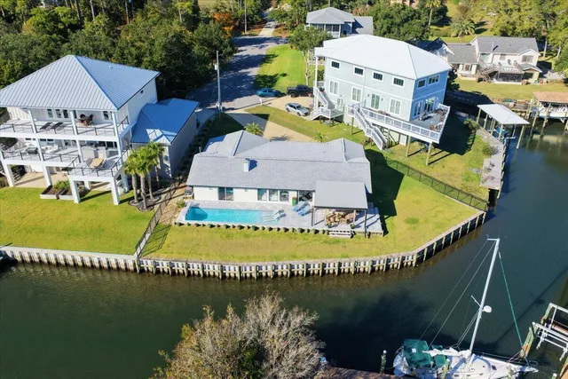 $935,000 | 1294 Soundside Landing Court, Gulf Breeze, FL 32563