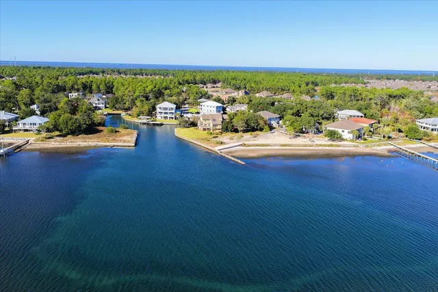 $935,000 | 1294 Soundside Landing Court, Gulf Breeze, FL 32563