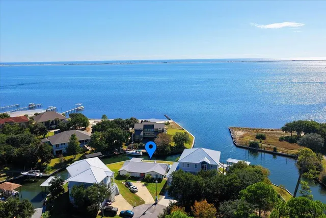 $935,000 | 1294 Soundside Landing Court, Gulf Breeze, FL 32563