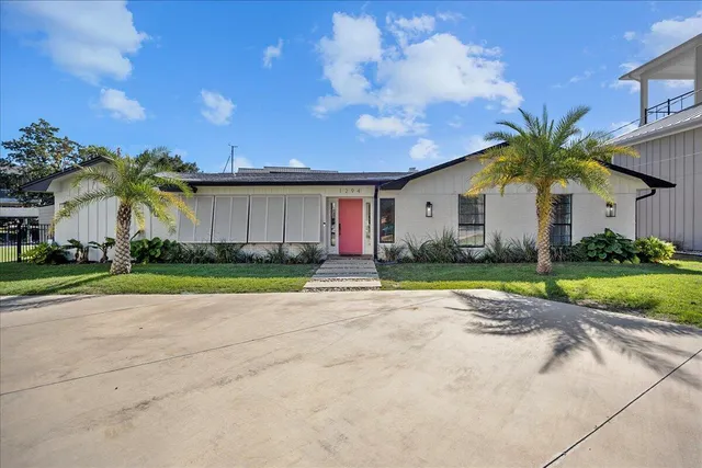 $935,000 | 1294 Soundside Landing Court, Gulf Breeze, FL 32563