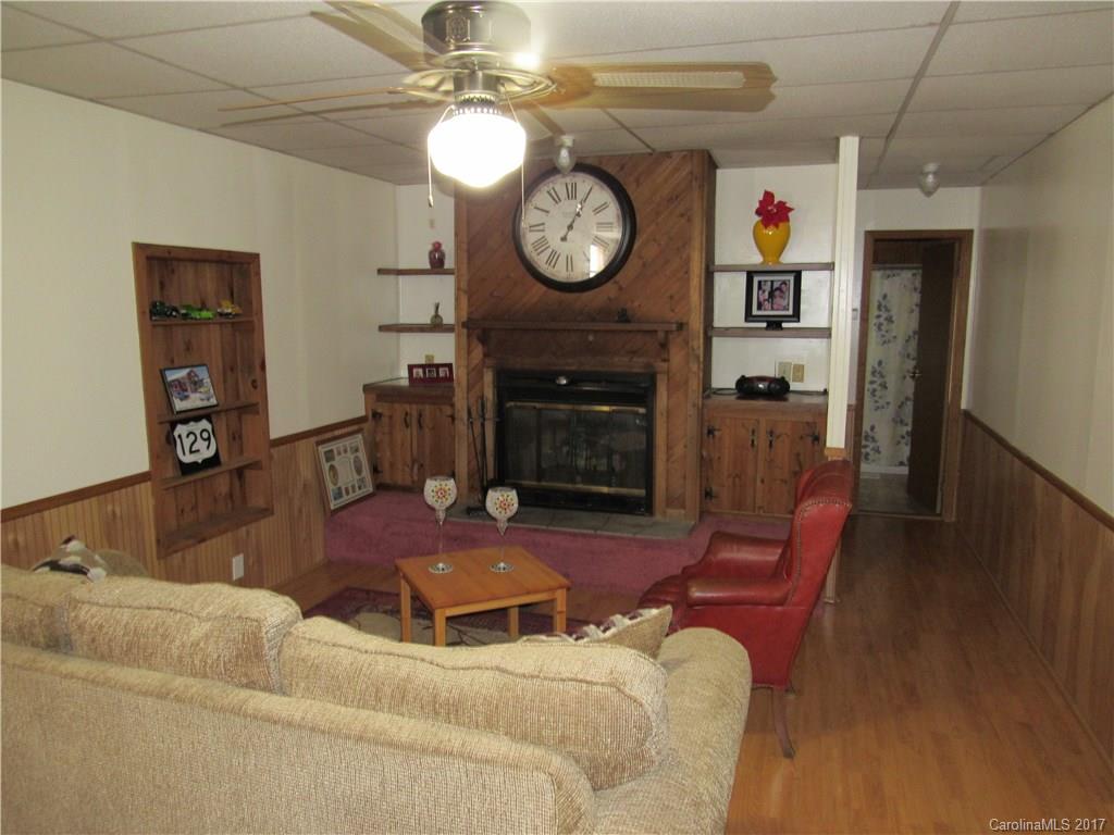 1820 Tom Joye Road Clover, SC 29710 - Photo 6 of 20 Gallery Image 6