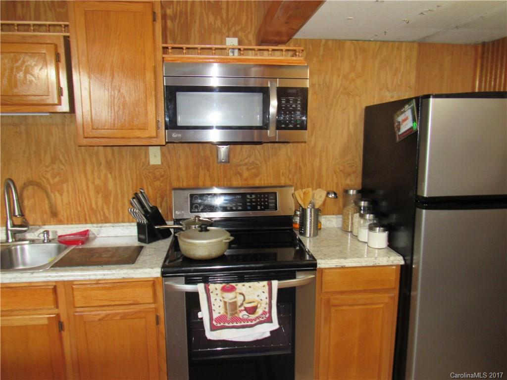 1820 Tom Joye Road Clover, SC 29710 - Photo 10 of 20 Gallery Image 10